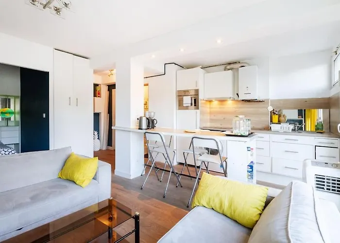 1 Bedroom/clim/wifi, St Michel Station Toulouse