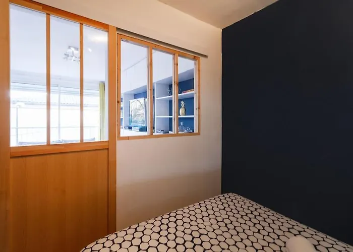 1 Bedroom/clim/wifi, St Michel Station Apartment *