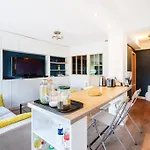 1 Bedroom/clim/wifi, St Michel Station