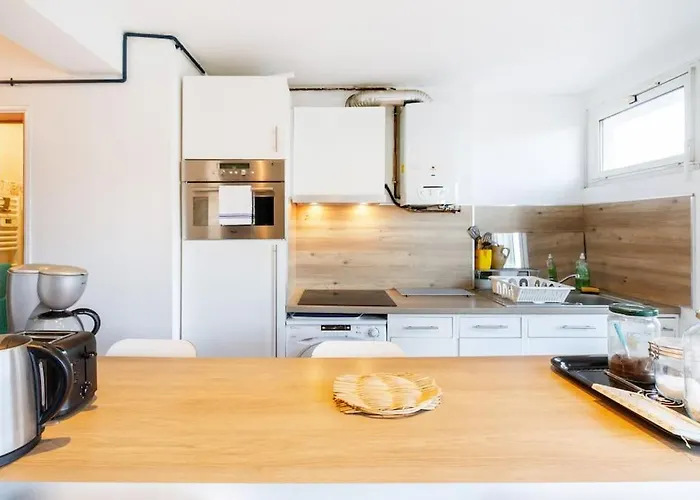 1 Bedroom/clim/wifi, St Michel Station Apartment Toulouse